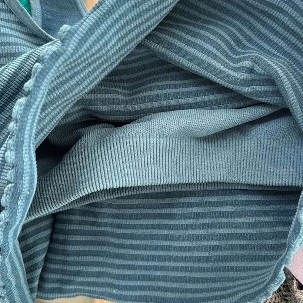 Spiritual Gangster Amor Ribbed Crop Tank Top - Picture 5 of 5